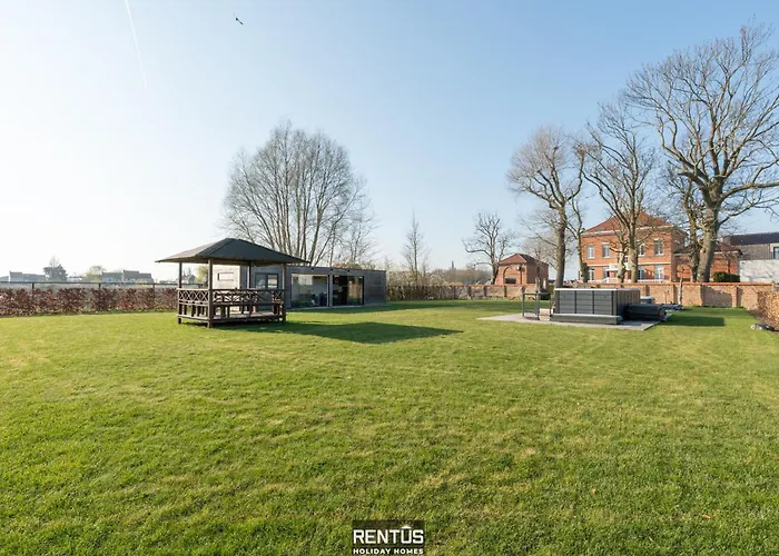 Maison Le Petit Chateau - Luxury Former Monastery With Pool